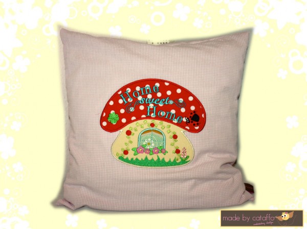 Stickdatei "Pilzhaus" Haustürschild ITH 18x30cm