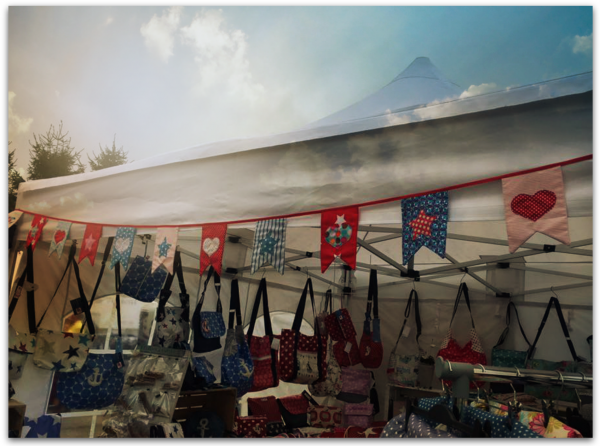 Buntings ITH - 3 sizes - 3 motifs