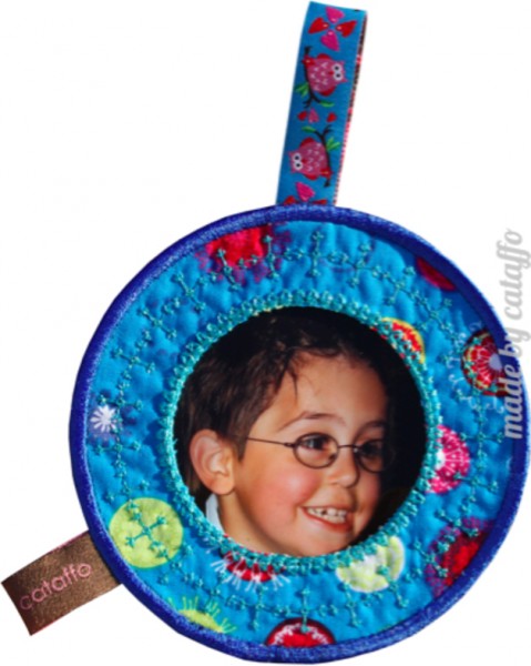 Stickdatei für runde Bilderrahmen ITH - 13x18