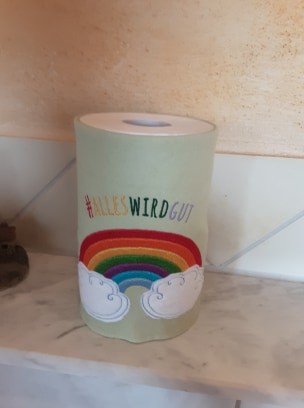 Free embroidery file "Andrà tutto bene" and "Alles wird gut"