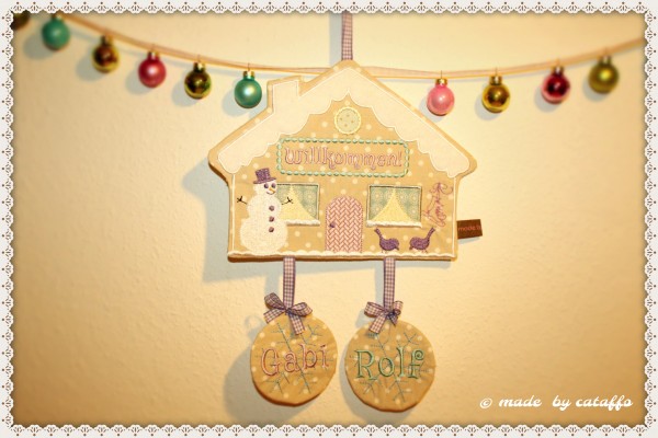 Stickdatei "Schneeflöckchen" Hausschild ITH 16x26cm Winterhaus