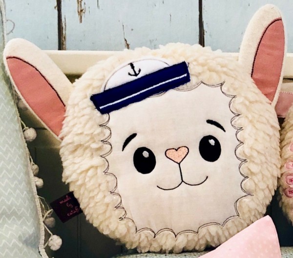 Stickdatei ITH Lammkissen "Lamberto" für Rahmen ab 13x18 cm