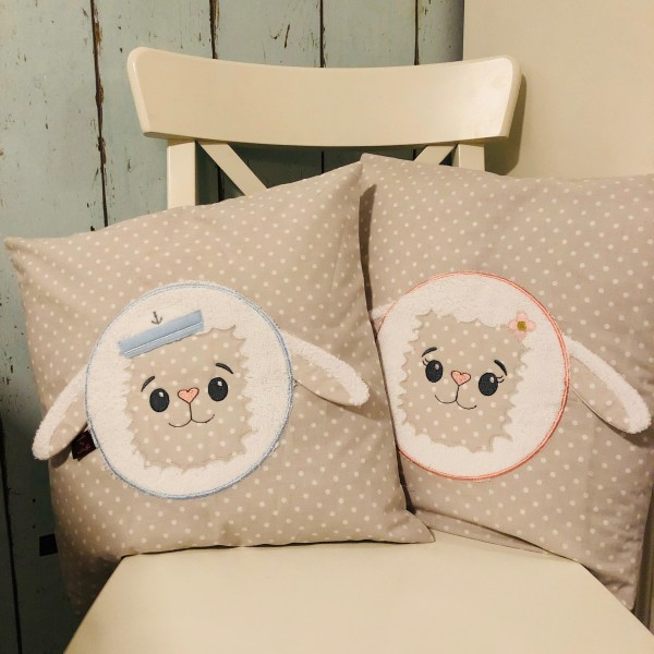 Stickdatei Lamm - Applis "Lamberto" & "Lara" für Rahmen ab 13x18 cm