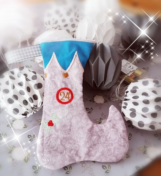 Embroidery design Elf Stocking Advent Calendar ITH