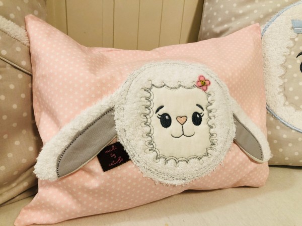 Stickdatei Lamm - Appli "Lara" für Rahmen ab 13x18 cm