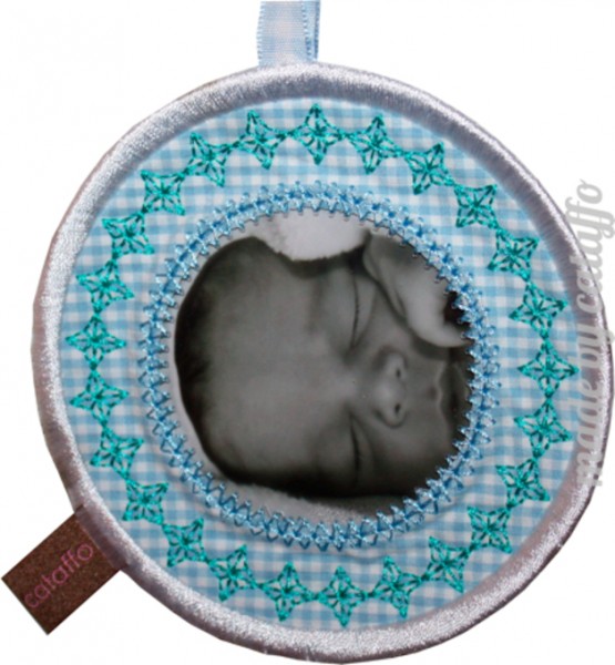 Stickdatei für runde Bilderrahmen ITH - 13x18