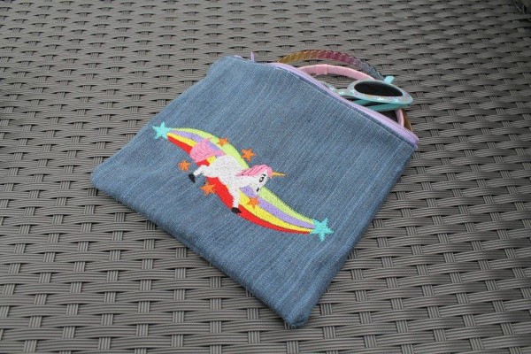 Einhornserie Stickdatei Motive 13x18 cm und 10x10 cm