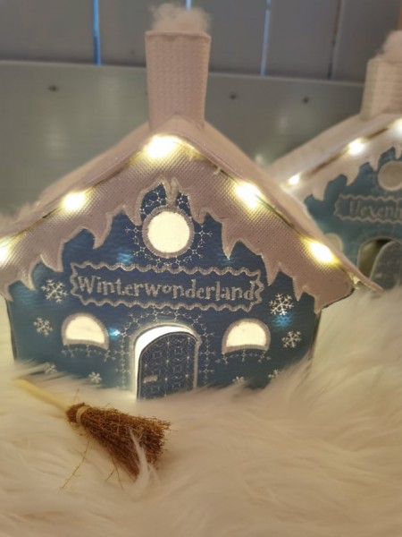 Stickdatei 3D-Winterhaus - Bauset für Rahmen ab 16x26 cm