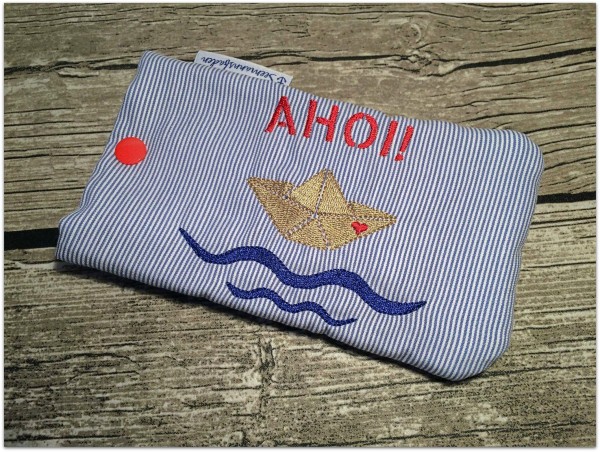 Stickdatei Hamburger Allerlei- Papierschiff 10x10cm