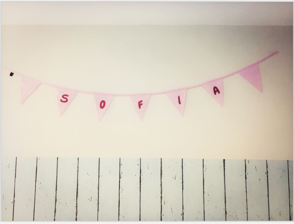 Freebie Stickdatei Wimpelkette