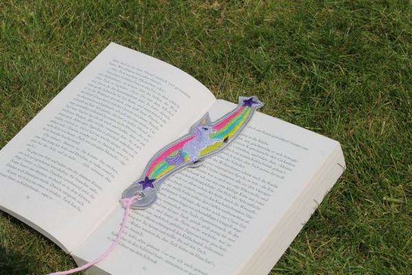 Einhornserie Stickdatei Schlüsselanhänger 13x18 cm