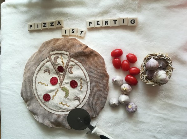 Stickdatei Negativ-Applikation "Pizza" ab 10 x 10 cm