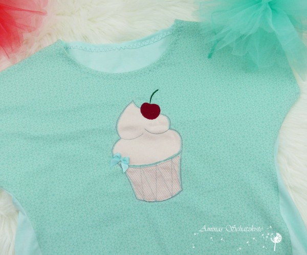 Embroidery design negative application "Cupcake" for 4 x 4 " hoop